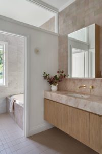 Modern pink bathroom.
